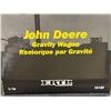 Image 4 : John Deere Gravity Wagon - Ertl 1:16 Scale Diecast #15125 in Original Box