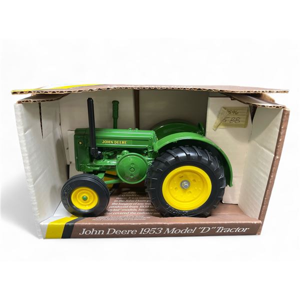 John Deere 1952 Model "D" Tractor - Blueprint Replica 1:16 Scale Diecast #5569 in Original Box