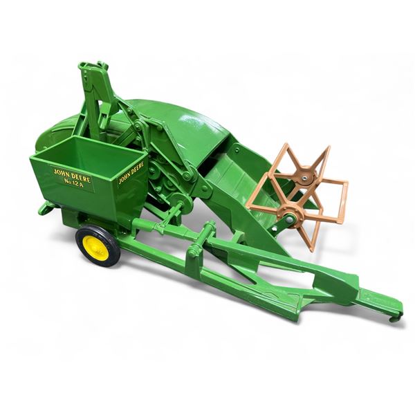John Deere 1940 12A Combine Model - Ertl 1:16 Scale Diecast Model -No Box