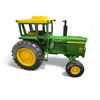 Image 1 : 2001 National Farm Toy Show John Deere  4520 Tractor - Ertl 1:16 Scale Diecast #16087A in Original B
