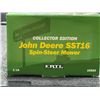 Image 2 : John Deere Collector Edition SST16 Spin-Steer Mower - Ertl 1:16 Scale Diecast #15323 in Original Box