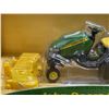 Image 2 : John Deere  SST18 Spin-Steer Mower - Ertl 1:16 Scale Diecast #15292 in Original Box