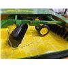 Image 2 : John Deere Disk Attachment & Novelty Plate - Ertl  1:16 Scale Diecast #1505-4N in Original Box