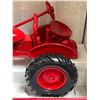 Image 3 : McCormick Farmall A Tractor - Ertl 1:16 Scale Diecast #14177 in Original Box