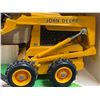 Image 5 : John Deere Skid-Steer Loader - Ertl 1:16 Scale Model #554 in Original Box