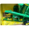 Image 2 : John Deere Grinder/Mixer - Ertl 1:16 Scale Model #5002 in Original Box