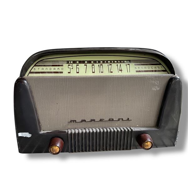 Vintage Canadian Marconi Tube Radio