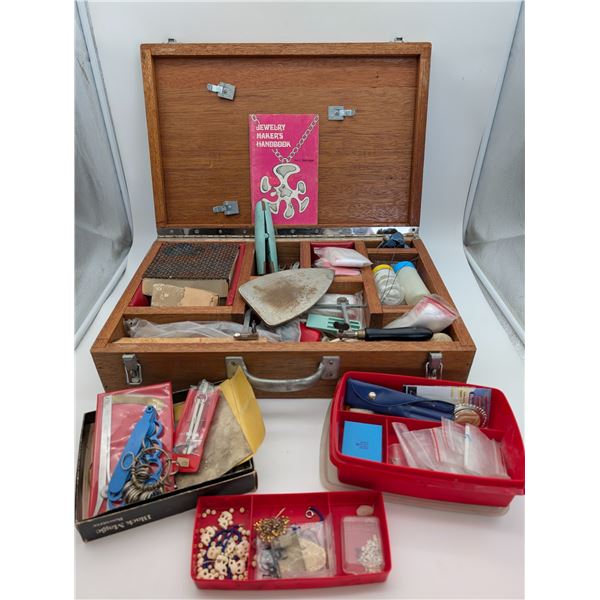 3 boxes of jewelery makers kit