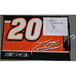 TUFTED RUG/ TONY STEWART