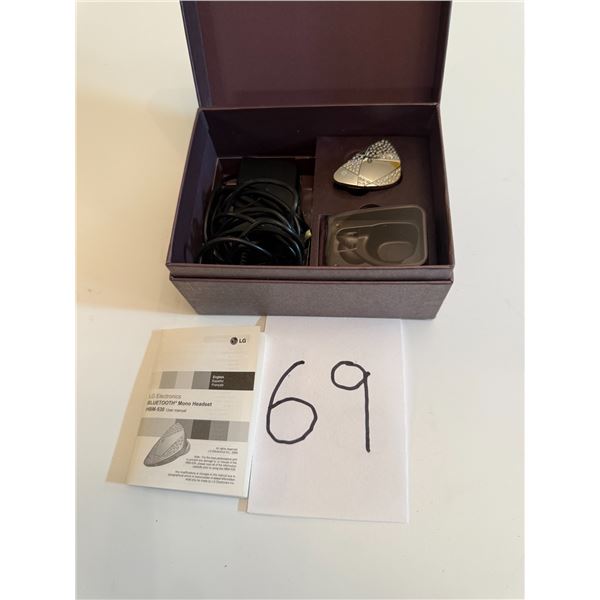 LG Electronics Bluetooth MONO (Single ear piece) Headset - Glam by LG - made with crystallized Swaro