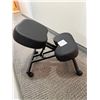 Image 1 : 1 Chair DRAGONN ERGONOMIC KNEELING CHAIRS