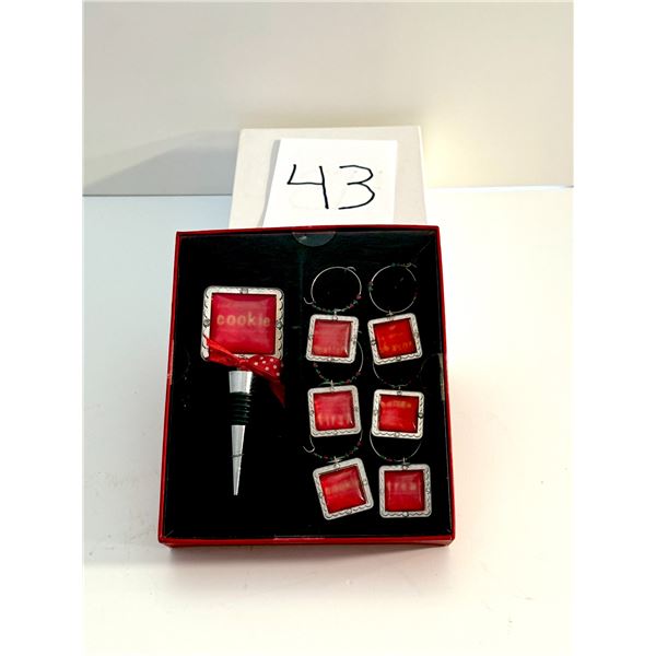 Wine Stop & Charms Gift Asst