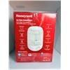 Image 3 : Honeywell ultra comfort cool mist 1 gallon humidifier (like new)