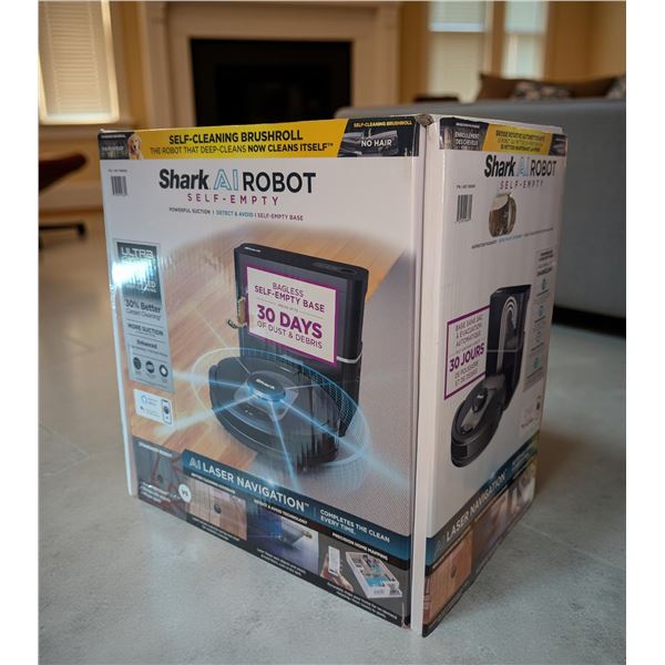 Shark AI Robot self-empty vacuum (tested working) - retail $399