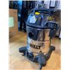 Image 1 : DeWalt wet/dry shop vac (tested working, missing hose)