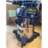 Image 2 : DeWalt wet/dry shop vac (tested working, missing hose)