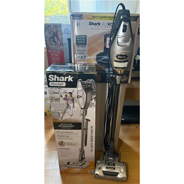 Shark rocket Delux pro ultra light corded vacuum (tested working)