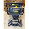 Image 1 : DeWalt wet/dry shop vac (tested working)