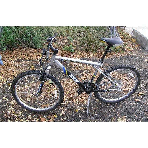 GT Aqggressor aluminum mountain bike