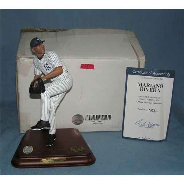 Mariano  Rivera porcelain baseball figure on wood base