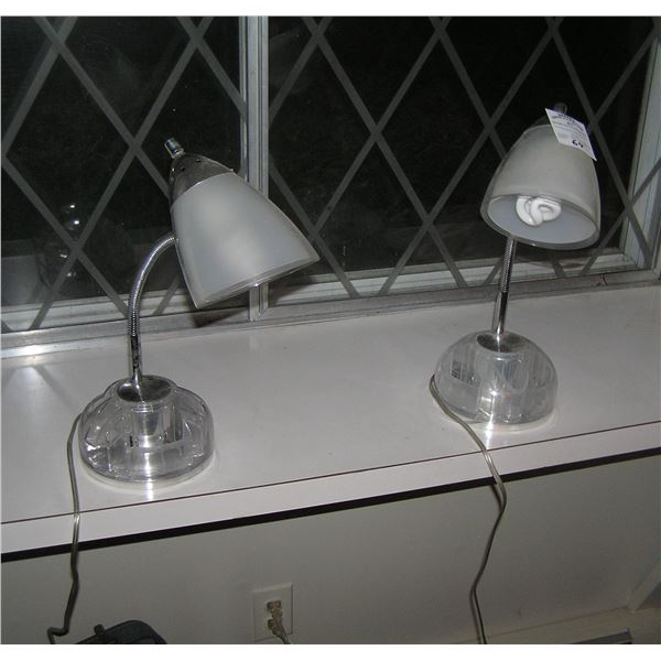 Pair of modern Lucite table lamps