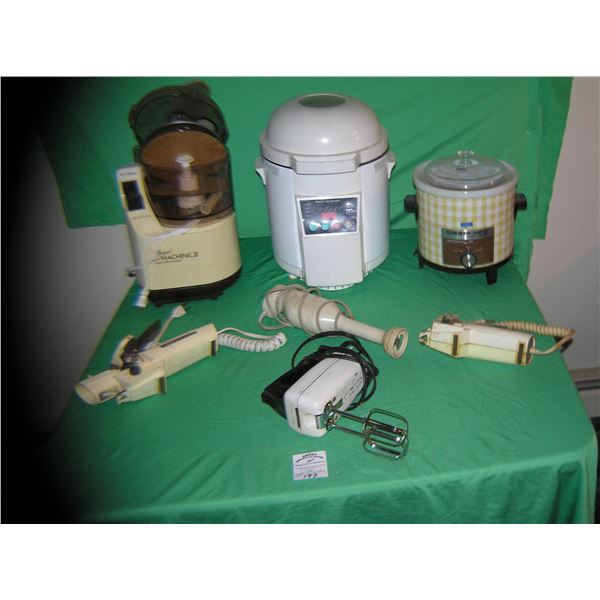 Large group of vintage appliences and accessories