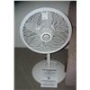 Image 1 : Lasko free standing pedestal fan with booklet
