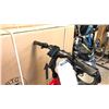 Image 4 : RED RTG IMPERIAL FRONT SUSPENSION 8-SPEED ELECTRIC BIKE