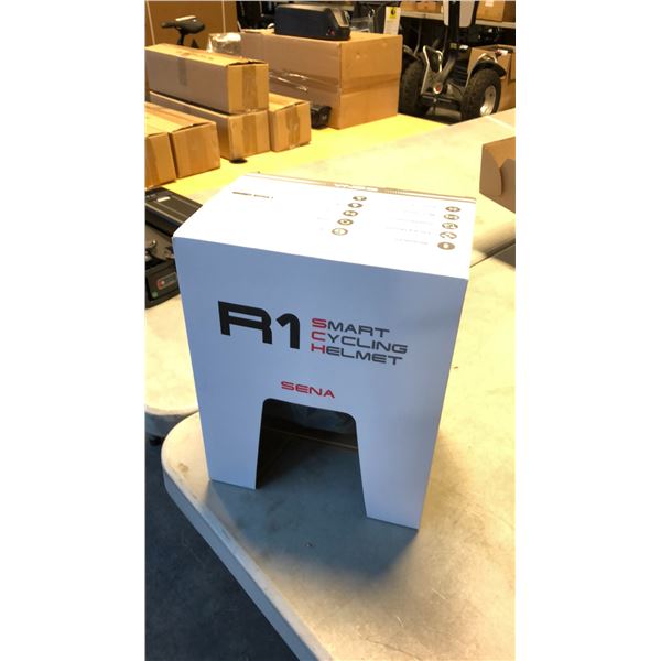 BLACK SENA R1 SMART CYCLING HELMET W/ BLUETOOTH SIZE MEDIUM