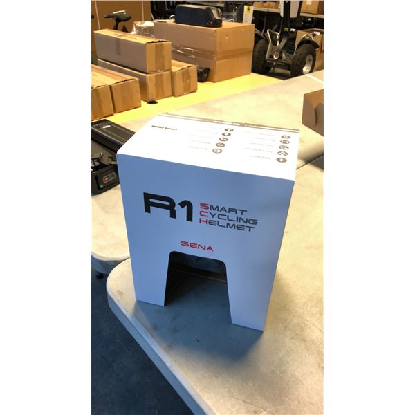 BLACK SENA R1 SMART CYCLING HELMET W/ BLUETOOTH SIZE MEDIUM