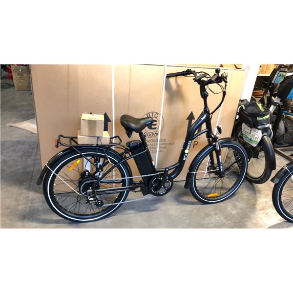 BLACK RTG REGAL FRONT SUSPENSION 8-SPEED ELECTRIC BIKE