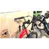 Image 3 : RED RTG REGAL FRONT SUSPENSION 8-SPEED ELECTRIC BIKE