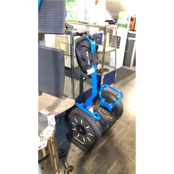 BLUE SEGWAY WOBBLE TWO-WHEELED SELF-BALANCING FORMER RENTAL PERSONAL TRANSPORT UNIT