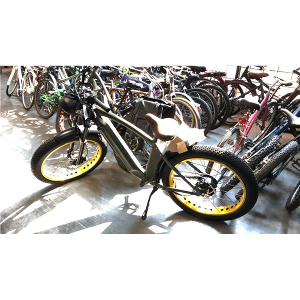 GREEN RTG SCOUT FRONT SUSPENSION 8-SPEED FAT TIRE ELECTRIC BIKE-IN BOX