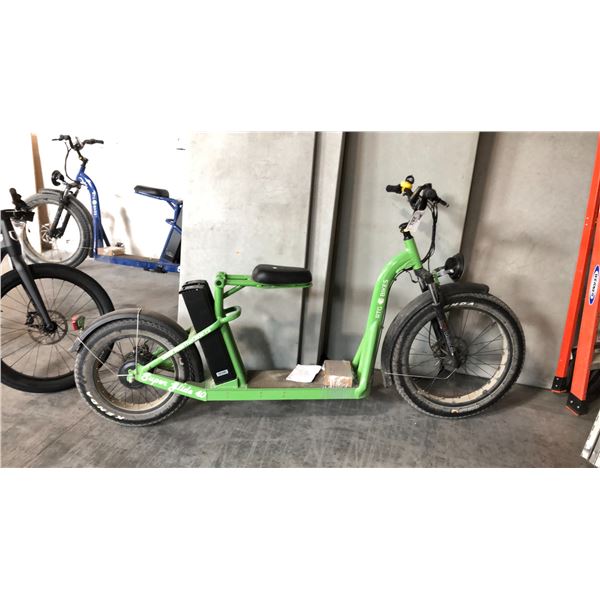 GREEN SUPER GLIDE 4.0 DUAL BATTERY FORMER RENTAL FAT TIRE/SCOOTER