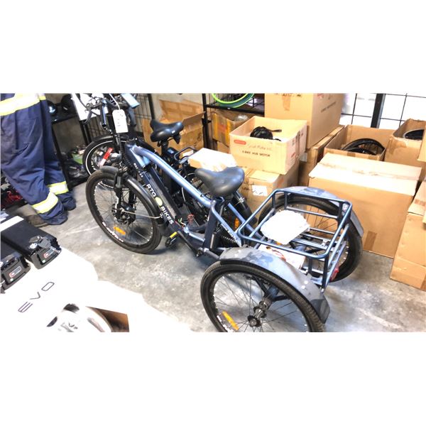 BLUE RTG RHINO 2.0 FRONT SUSPENSION 7-SPEED ELECTRIC TRICYCLE - WITH BATTERY