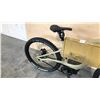 Image 2 : BEIGE HARLEY DAVIDSON BASH-MTN BELT DRIVEN ELECTRIC BICYCLE WITH BATTERY, CHARGER, KEYS AND PEDALS