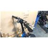 Image 3 : BLUE RTG ST 500XT 7-SPEED ELECTRIC BIKE