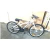 Image 2 : WHITE/PURPLE SUPERCYCLE SC1800 24 21-SPEED KIDS MOUNTAIN BIKE