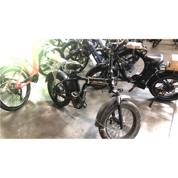 BLACK RAD POWER BIKES RADMINI 7-SPEED FRONT SUSPENSION FOLDING ELECTRIC BIKE - NO CHARGER NO KEY