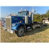 Image 1 : 1999 Blue Kenworth W900 Tandem serial 995325 c/w Braden winch, Cummins 18spd, fifth wheel c/w chains