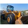 Image 1 : Samsung SL180-2 Loader, #9604-328, 16,228 hrs c/w Bucket, 23.5x25 Tires. Seems to run nice but does 