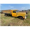 Image 2 : Yellow Ford 1-Ton, Sold for Parts