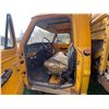 Image 7 : Yellow Ford 1-Ton, Sold for Parts