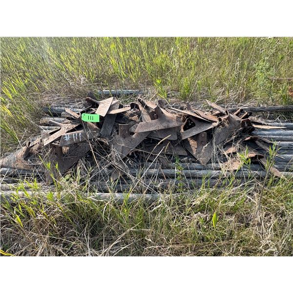 1- Lot of Cult. shovels