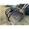 Image 2 : Ford Bidirectional tractor c/w loader & grapple, running order, 18.4x26 tires, showing 7019 hrs, SN.