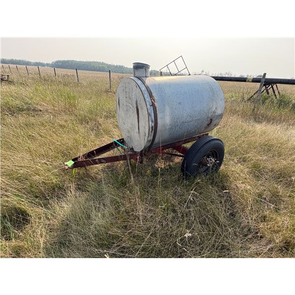 Galvanized sprayer tank
