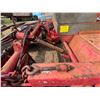 Image 3 : Versatile 400 Swather Sold for Parts