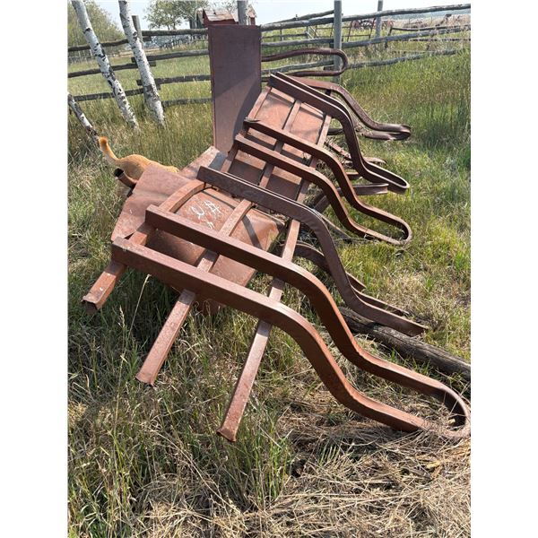 Round Bale Feeder, Needs Repair