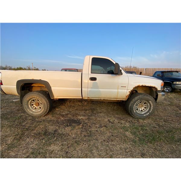 2005 GMC 3500HD Duramax diesel, reg. cab 4x4, mag wheels, SN. 1GTHK3426SE110135, not running